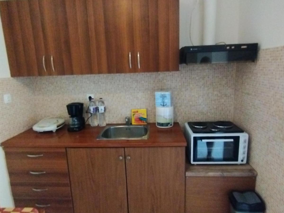 Home Amalias Kompitsion Bagian luar foto